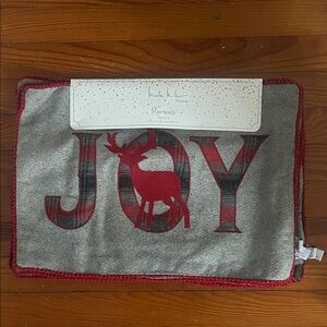 Nicole Miller Holiday Joy Placemat Set - Red and Gray. NWT. Set of Four